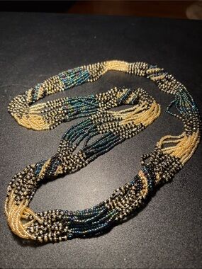 0180) Weaved Twisted Multistrand Beaded Necklace